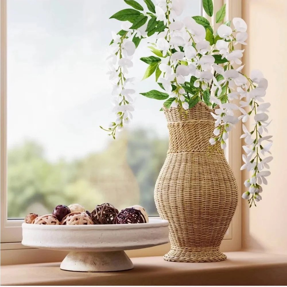 Scalloped Edge Woven Vase -Threshold